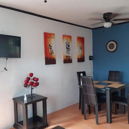 Apartamento Mayapán Cancún Esterno foto